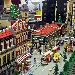 Annual LEGO Holiday Extravaganza 2013/2014 - Palo Alto, CA at The ...