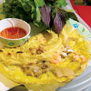 Banh Xeo: A Vietnamese Treat