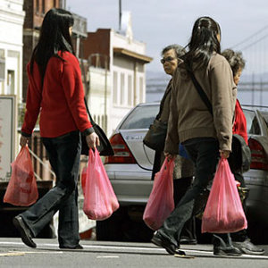 County Approves Bag Ban