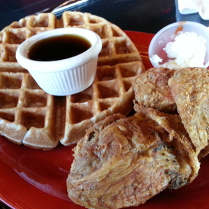 Review: Lillie Mae’s House of Chicken and Waffles